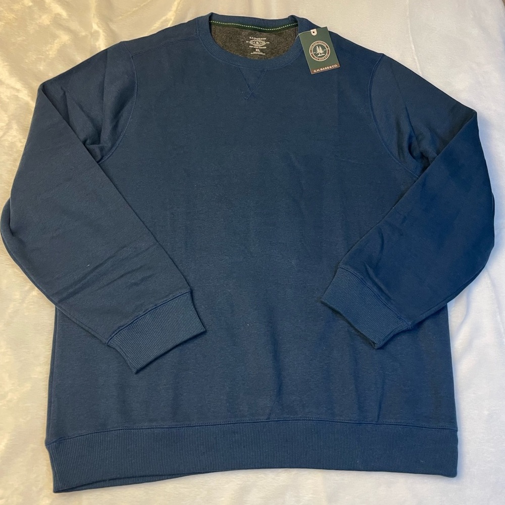G.H. Bass & Co crew neck sweatshirt size XL NWT
